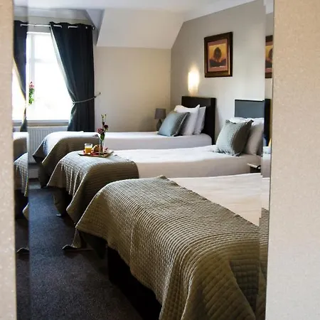 The Harbour 3*