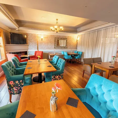 The Harbour Hotel