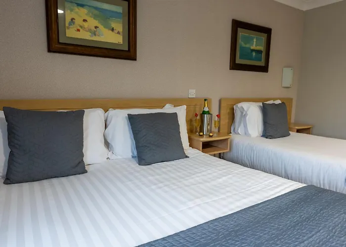 Hotel The Harbour 3*